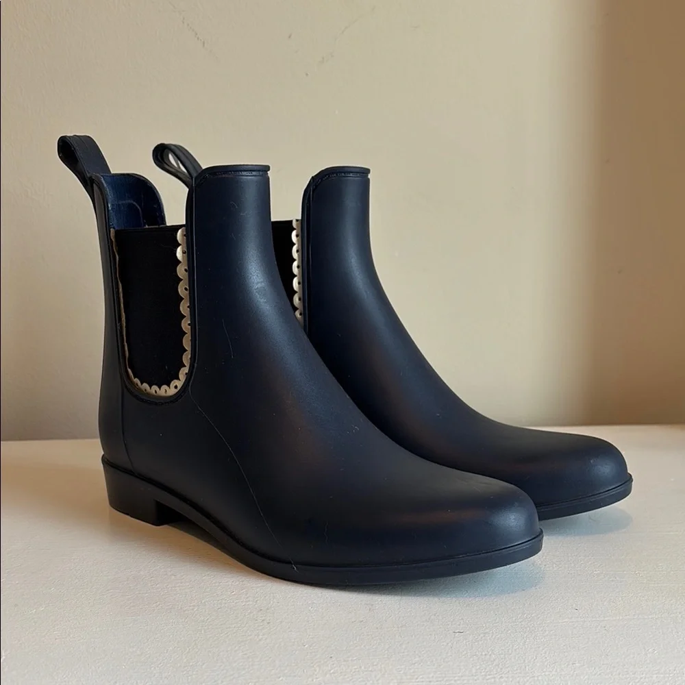 Jack Rogers Sallie Rain Boot Matte Navy Gold Scallop Detail Size 7 - Picture 2 of 9